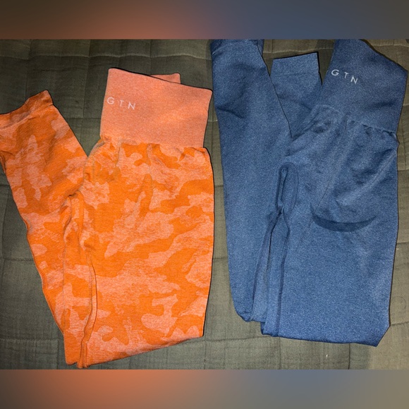 2 pairs of nvgtn leggings. Great condition! Size XS - Picture 1 of 1